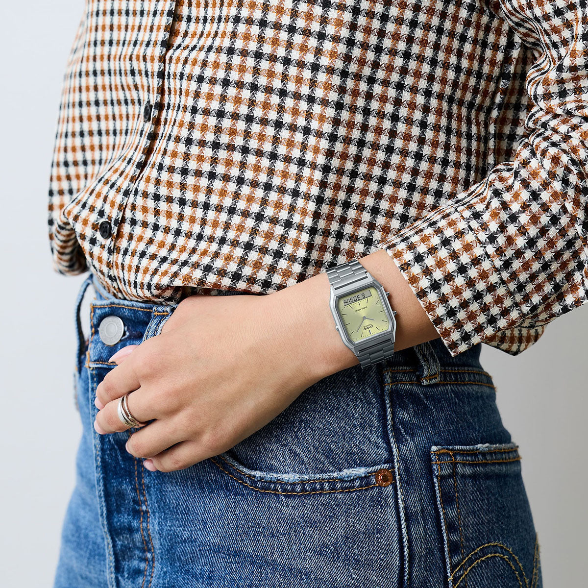 CASIO VINTAGE EDGY COLLECTION SUNRAY CIPFERBLATS - LAIMA ZAĻA AQ-230A-9AMQYES