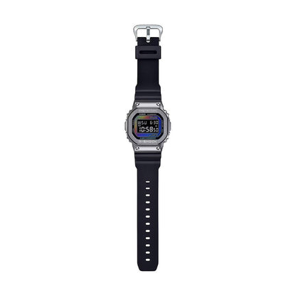 CASIO G-SHOCK THE ORIGIN METAL COVERED — СЕРИЯ RAINBOW BRICK WALL GM-5600RW-1ER