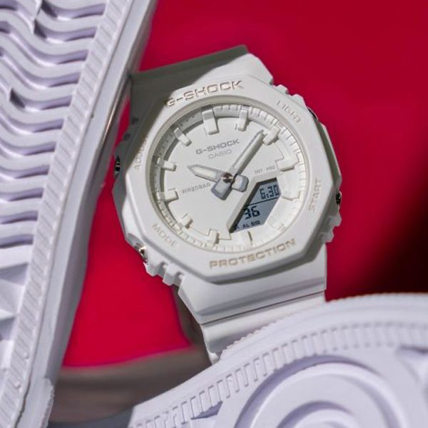 CASIO G-SHOCK OAK TONE ON TONE SĒRIJA - BALTS GMA-P2100-7AER