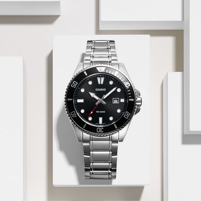 CASIO COLLECTION DIVER DATE 200M - BLACK MDV-107D-1A1VEF