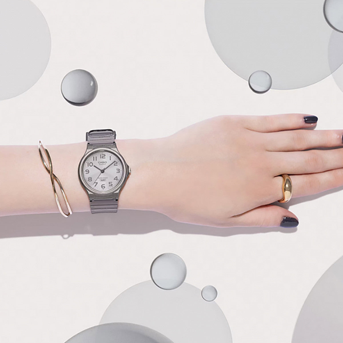 CASIO COLLECTION POP CAURSPĪDĪGI PELĒKS MQ-24S-8BEF